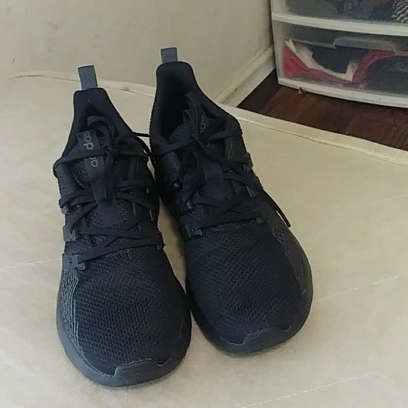 Shoes - Picture 2 of 2